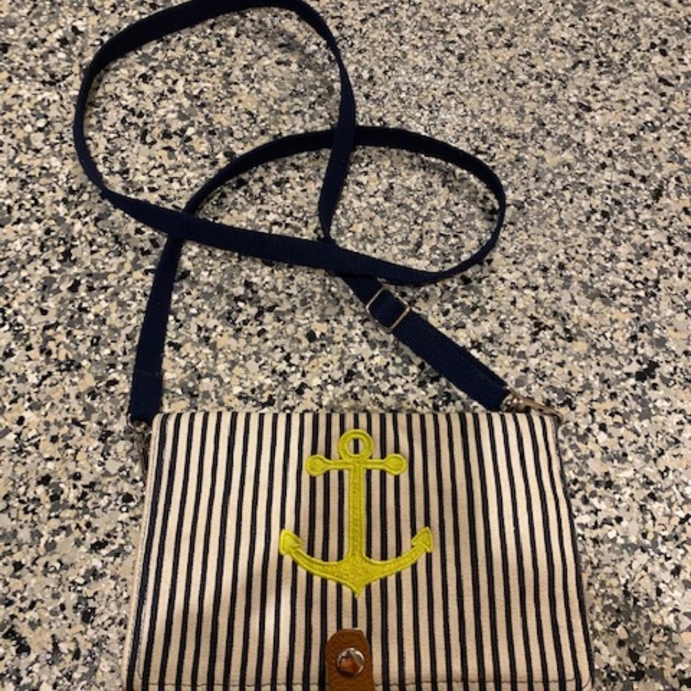 Thirty-one Nautical Anchor Purse